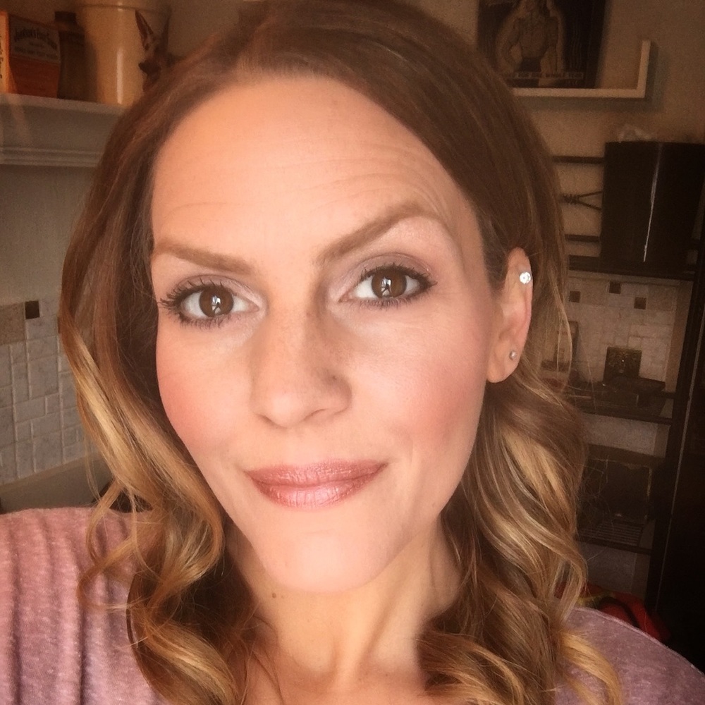 Meet your Posher, Lea